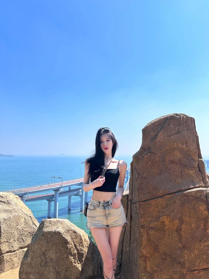 尖峰时刻 封面